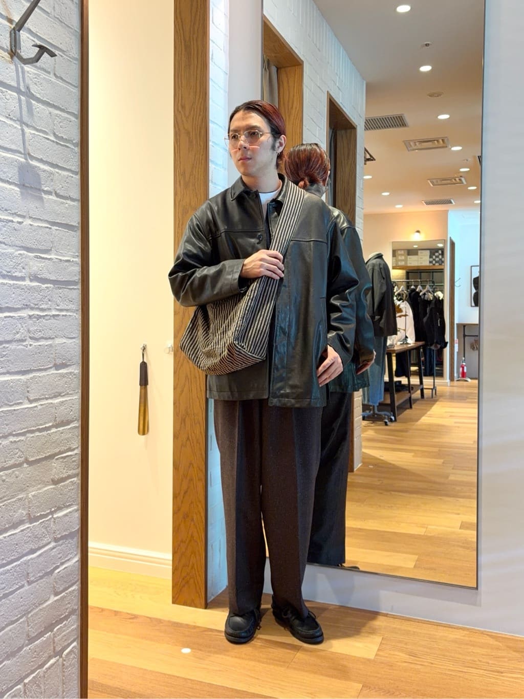 Steven Alan ヘリンボーン インツープリーツ ドレス トラウザーズII 8100026Y0035_l1_a004.jpg