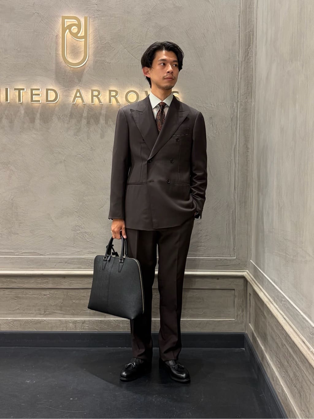 UNITED ARROWS | レザー ラウンド ブリーフケース | Rakuten Fashion