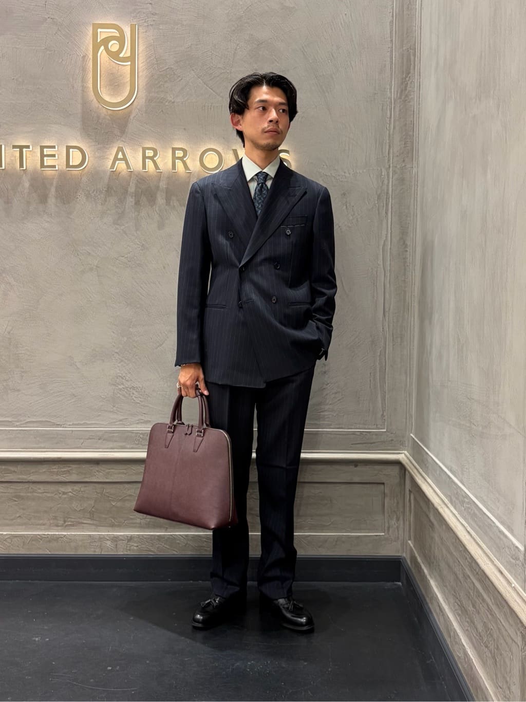 UNITED ARROWS | レザー ラウンド ブリーフケース | Rakuten Fashion