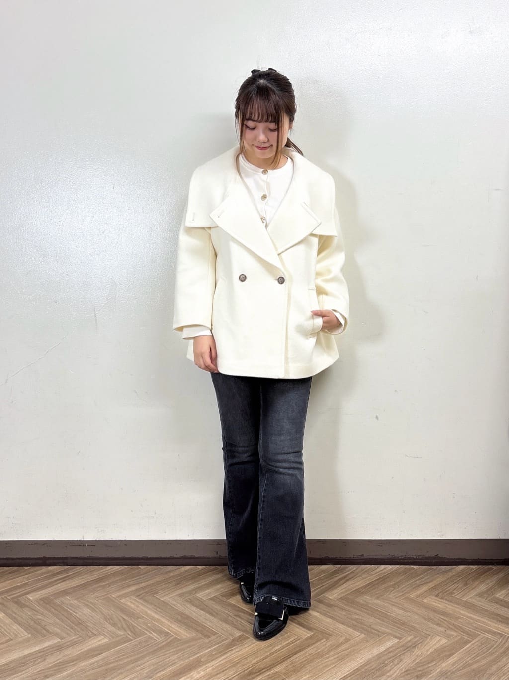 新品PROPORTION BODY DRESSINGホワイト　ピーコート PROPORTION BODY DRESSING | <a/mie>ビッグカラーハーフコート 26AW