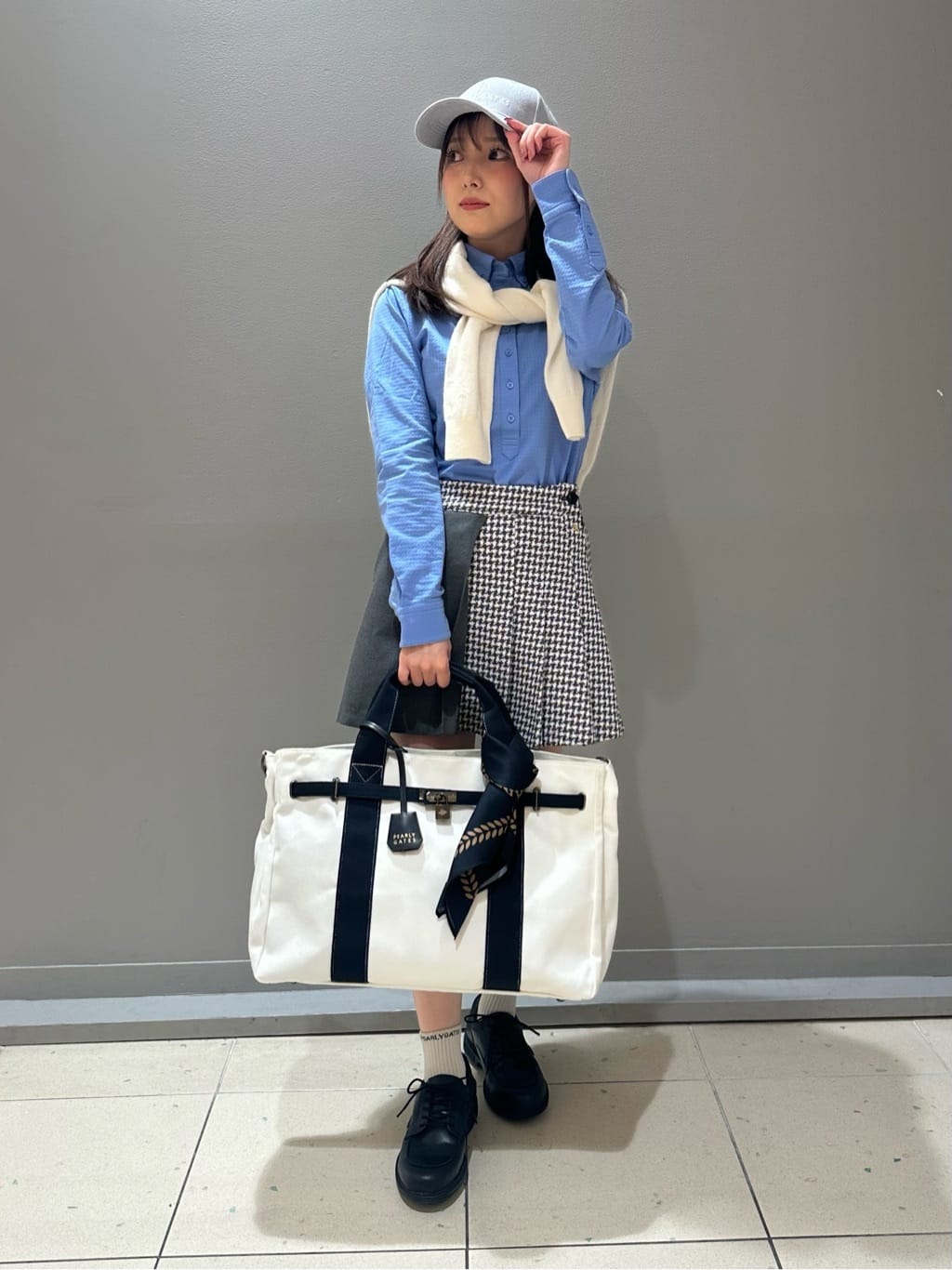 PEARLY GATES | ショルダー付きロッカーバッグ (UNISEX) | Rakuten