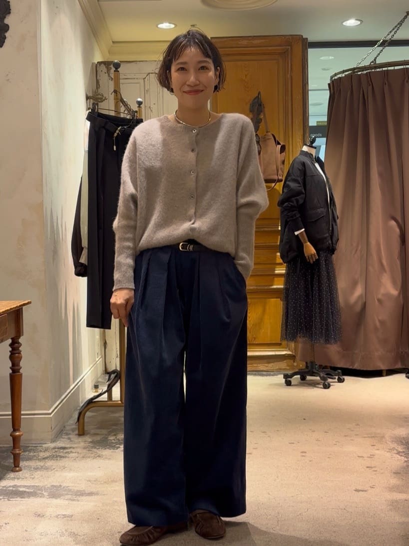 BEARDSLEY | コーデュロイタックバギーパンツ | Rakuten Fashion(楽天